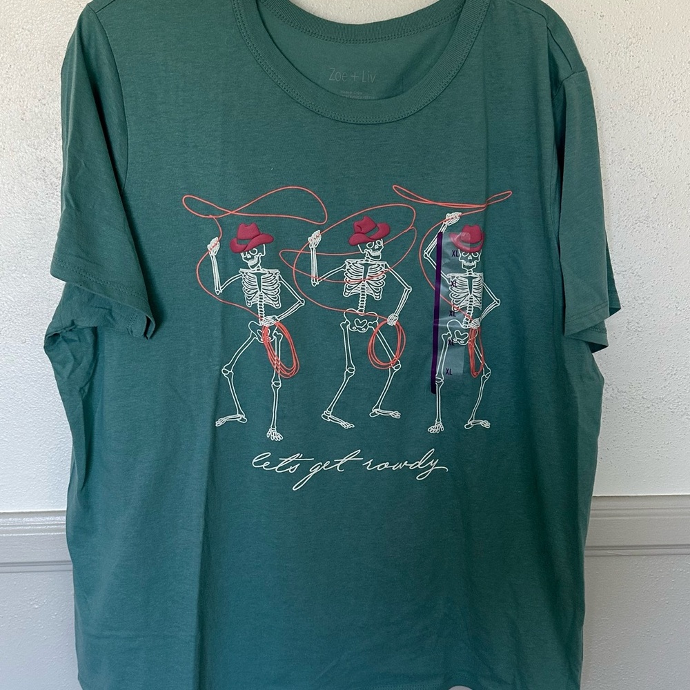 graphic tee